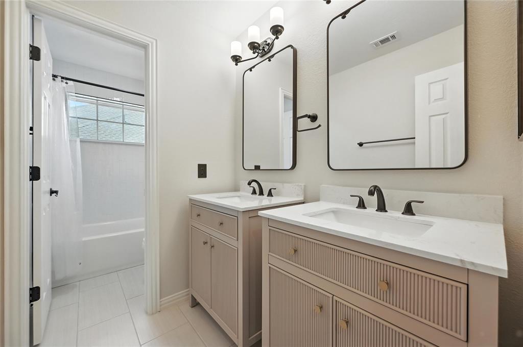 Flower Mound, Texas 75022, United States, 4 Bedrooms Bedrooms, ,3 BathroomsBathrooms,Residential,Active,169255