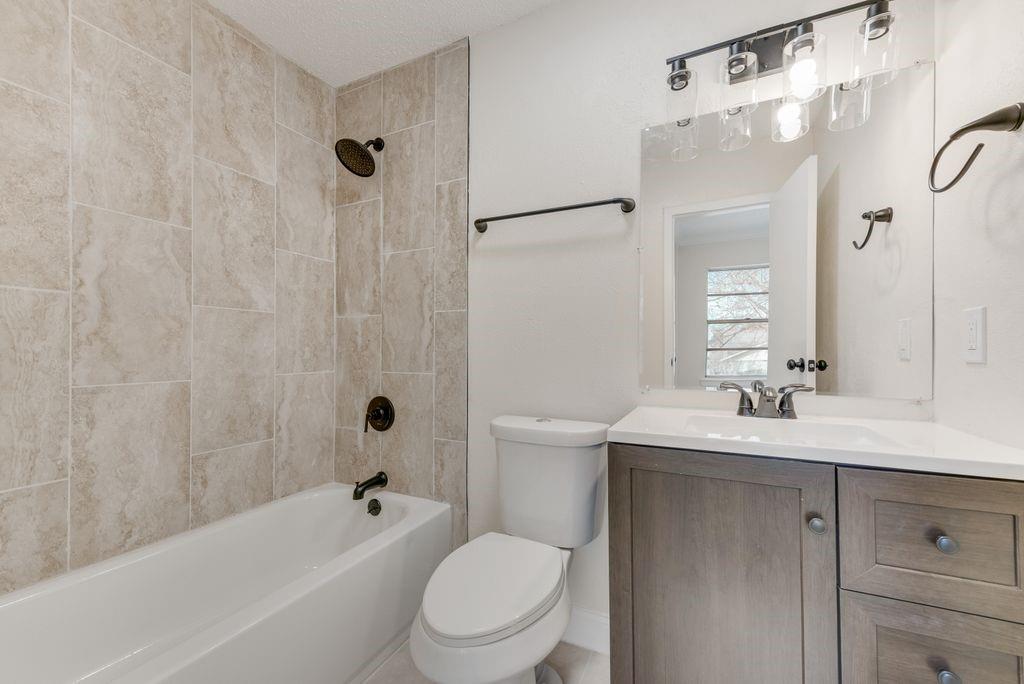 Gatewood 03 Rep - Residential