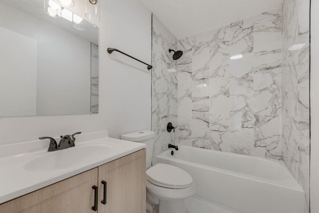 Gatewood 03 Rep - Residential