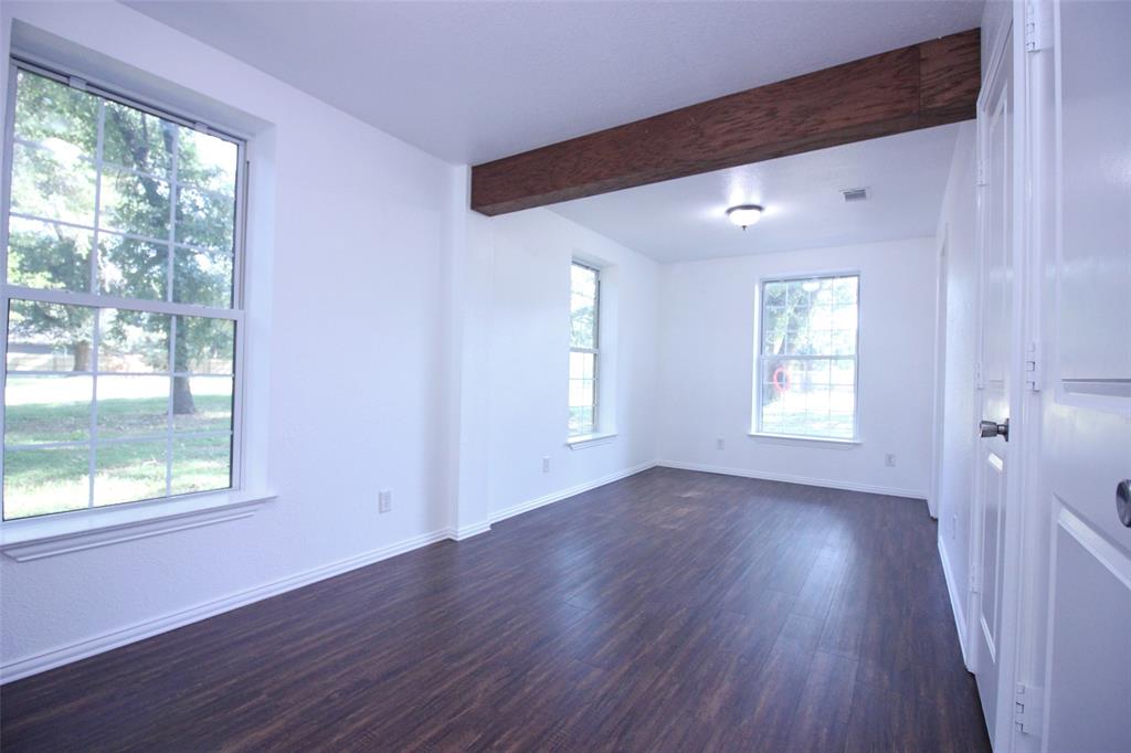921 Bradleys Bend