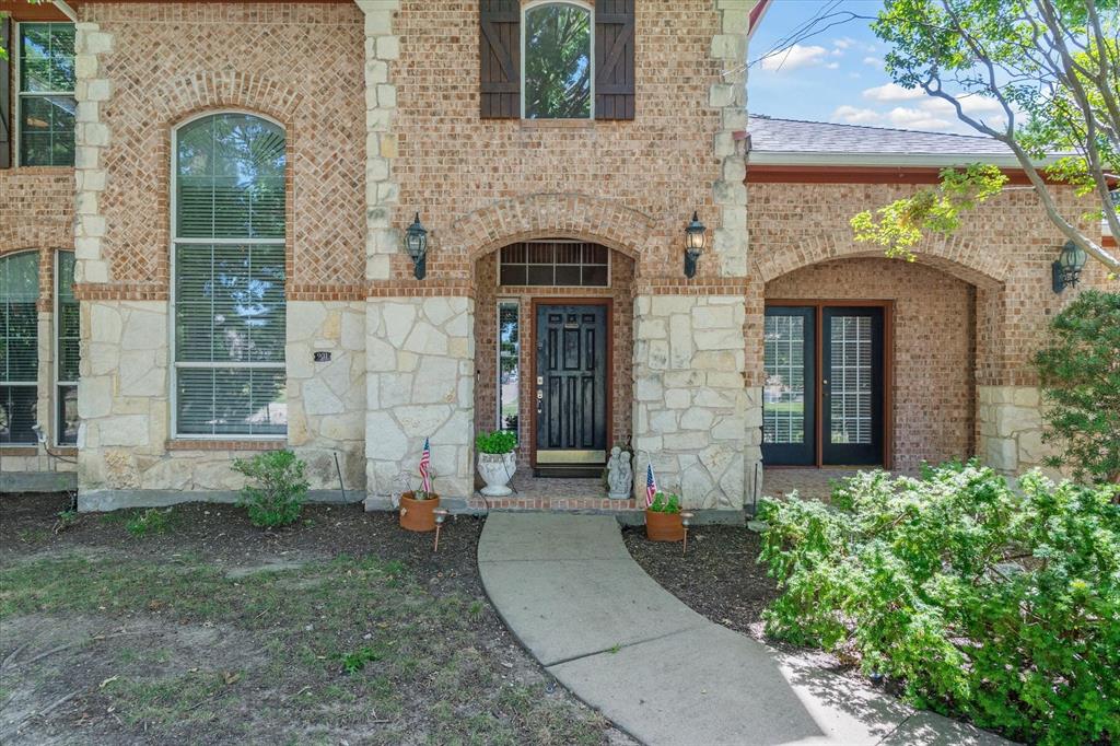 901 Hampstead Drive