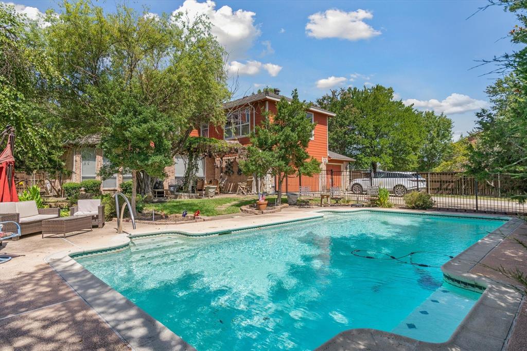 Creek Crossing Estates - Residential