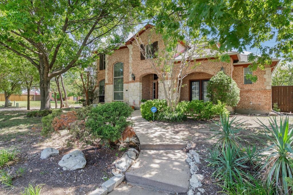 901 Hampstead Drive