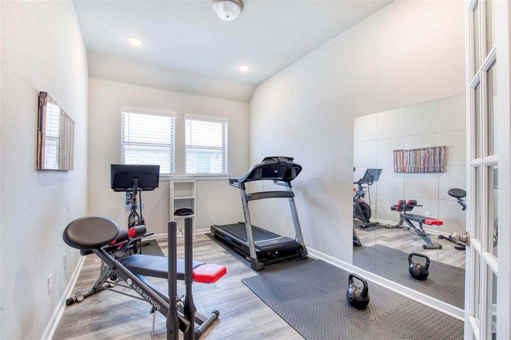 5653 Southern Fern Road