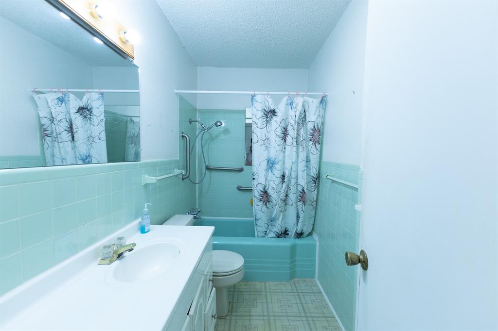 F P S & B ADDN TOWN COLEMAN - Residential