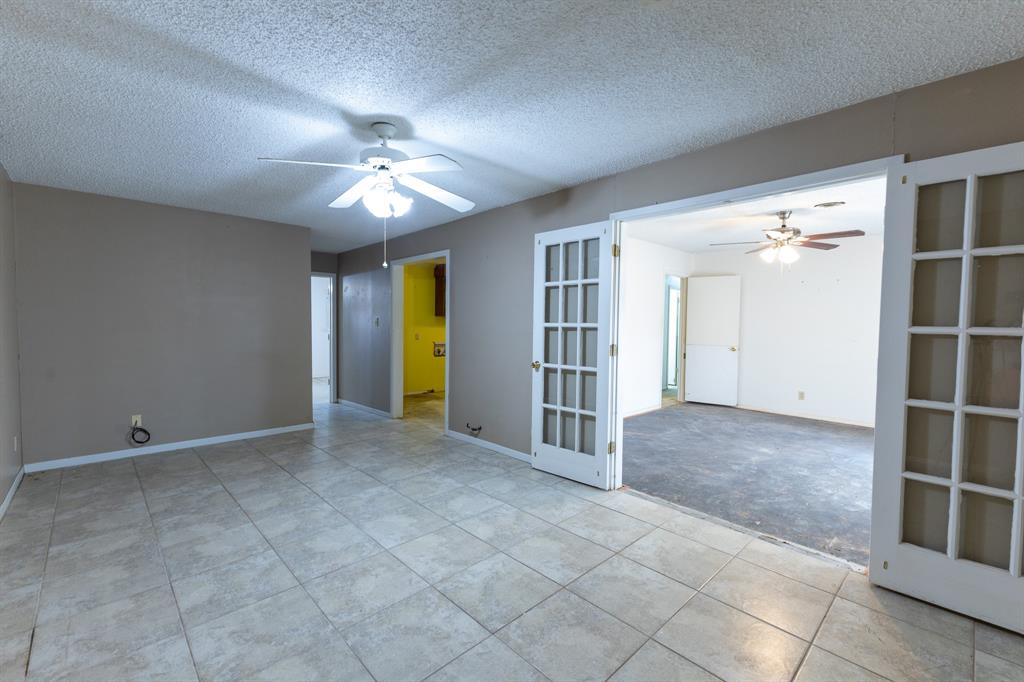 F P S & B ADDN TOWN COLEMAN - Residential