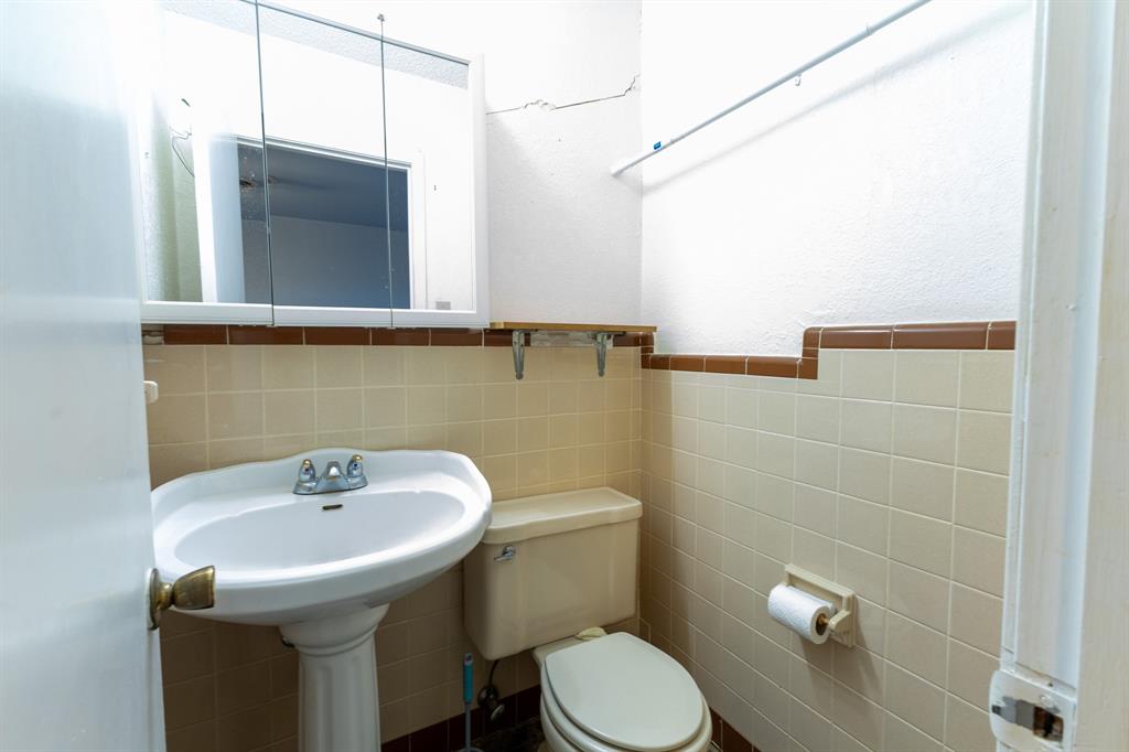 F P S & B ADDN TOWN COLEMAN - Residential