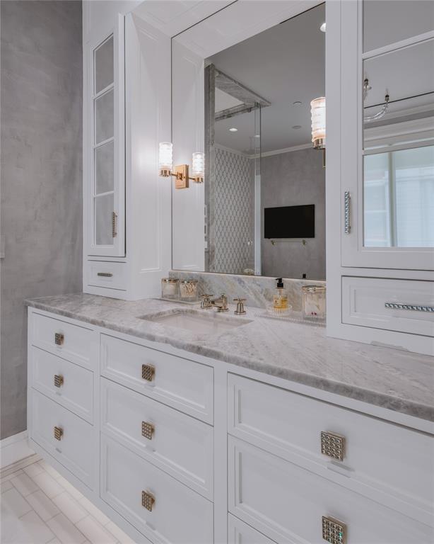 Residences at The Stoneleigh - Residential