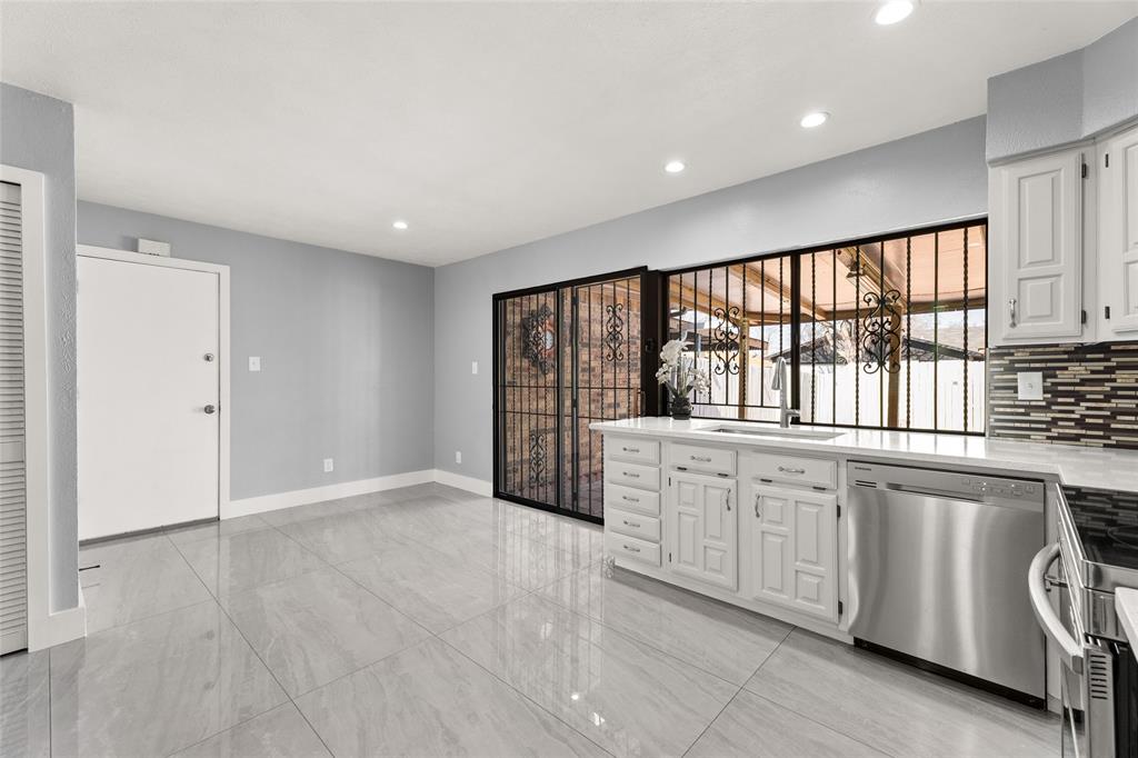 Briarwood Estate - Residential