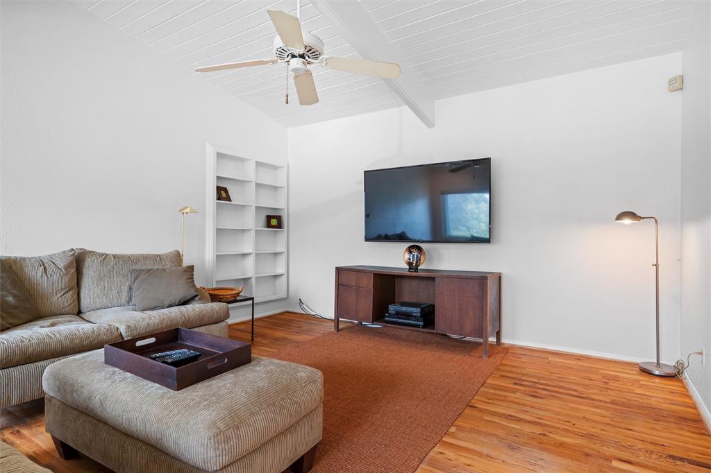 10753 Sinclair Avenue