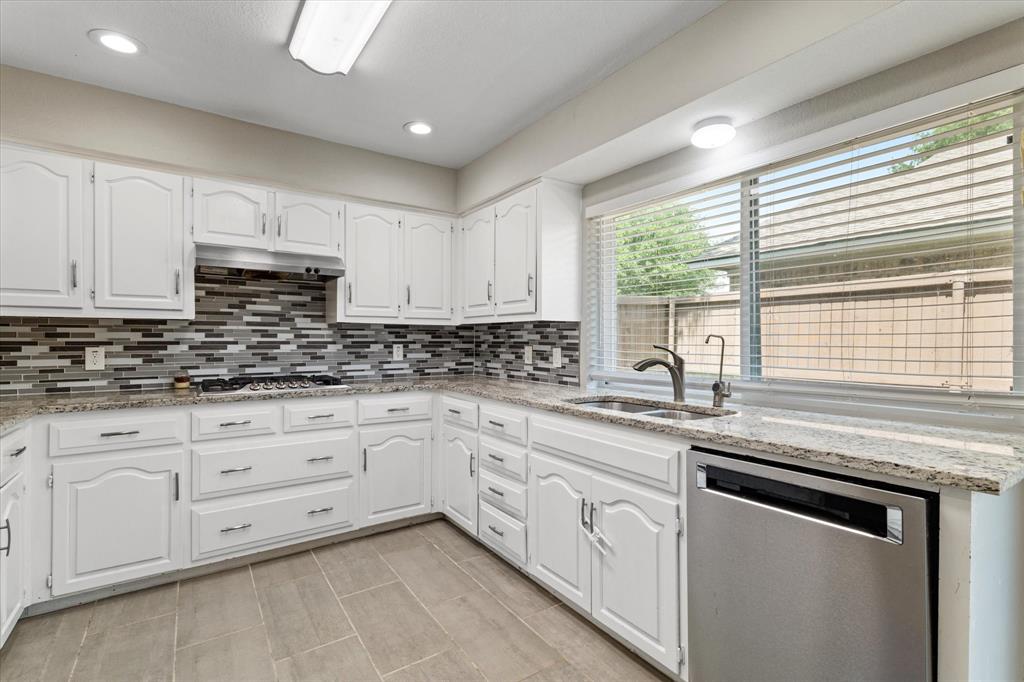1206 Harness Lane
