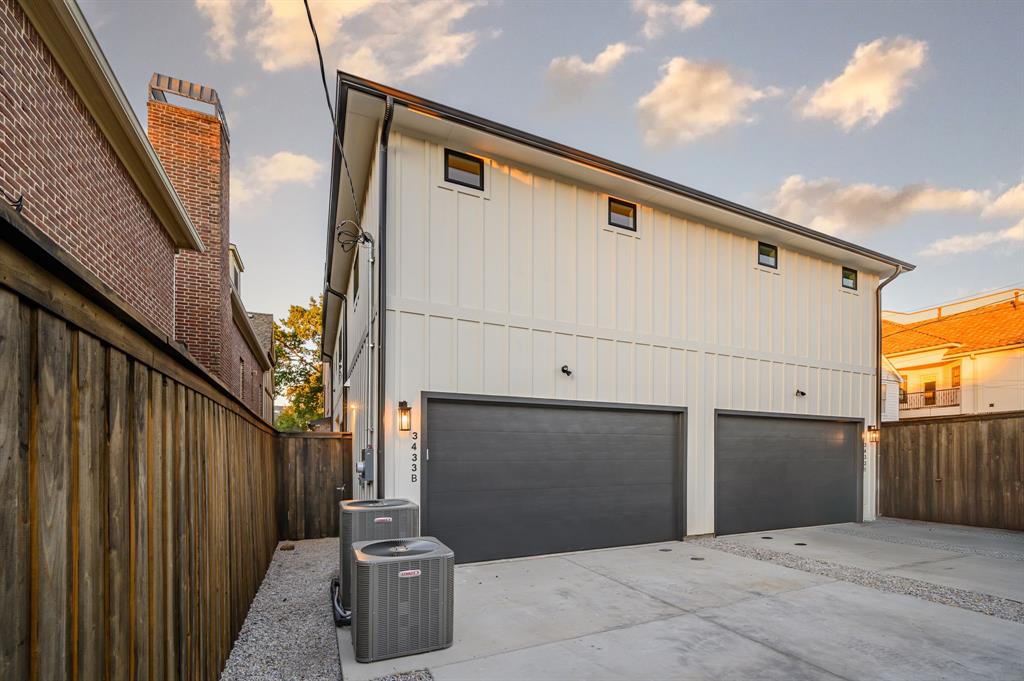 UNIVERSIT Y ANNEX 2ND INST - Residential