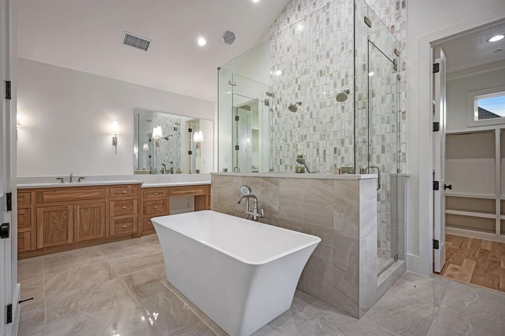 UNIVERSIT Y ANNEX 2ND INST - Residential