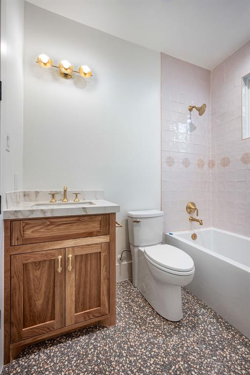 UNIVERSIT Y ANNEX 2ND INST - Residential