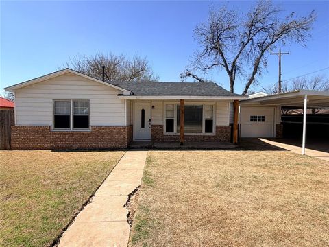 411 N River Street Seymour TX 76380