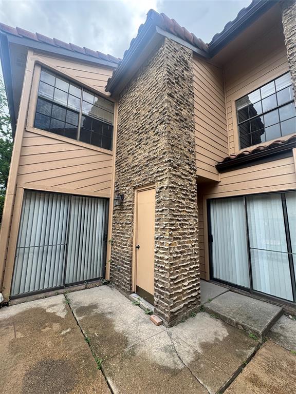 Preston Oaks Crossing Condos - Residential