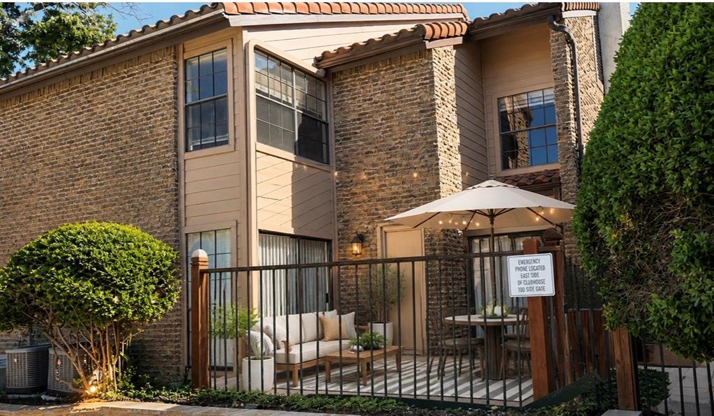 Preston Oaks Crossing Condos - Residential