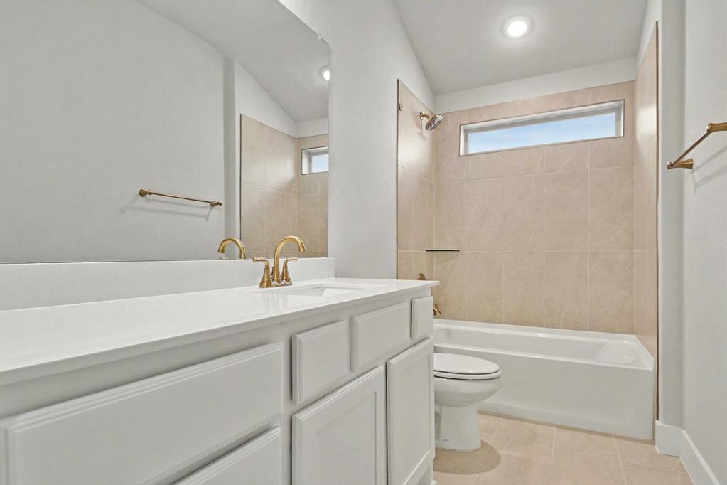 Painted Tree Lakeside West Ph 2 - Residential