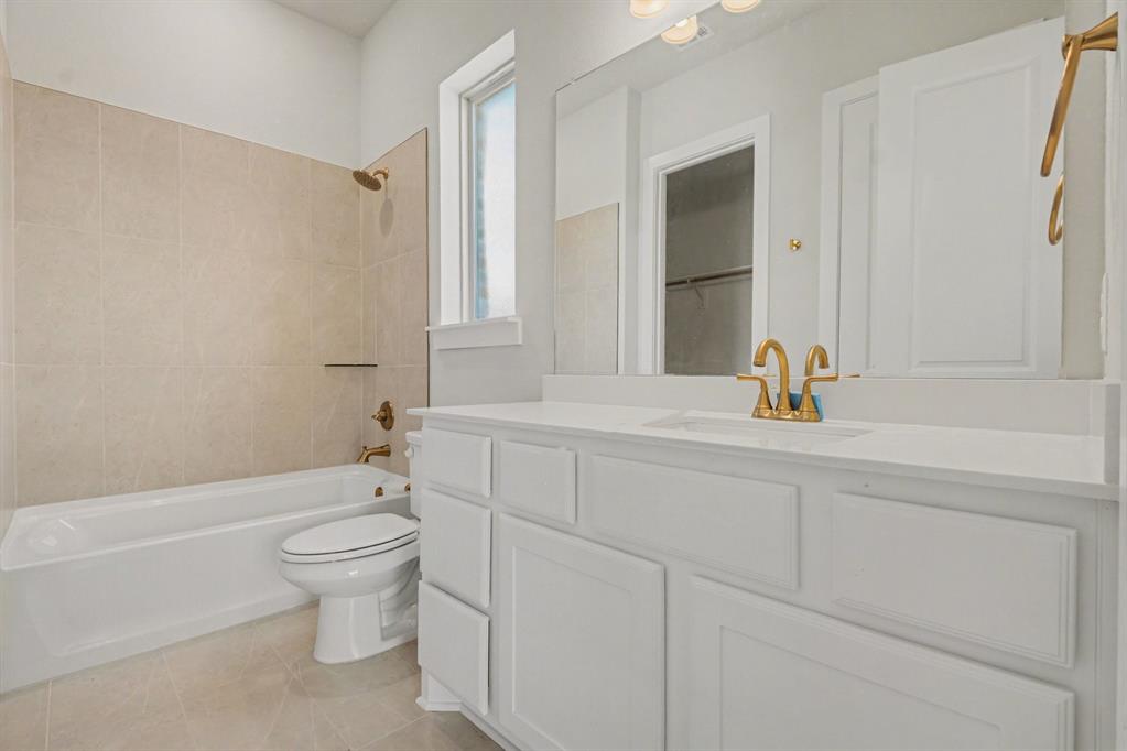 Painted Tree Lakeside West Ph 2 - Residential