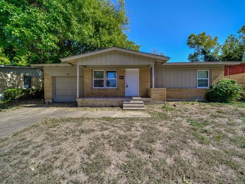 A home in Farmers Branch