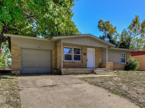 A home in Farmers Branch