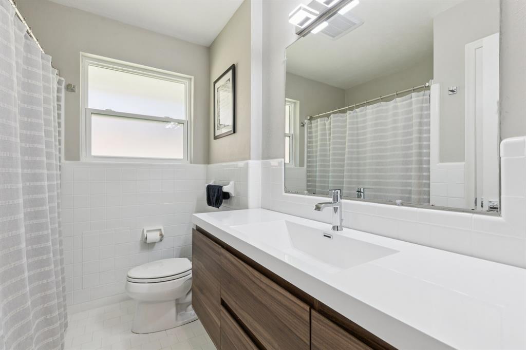 Claremont 04 Inst - Residential