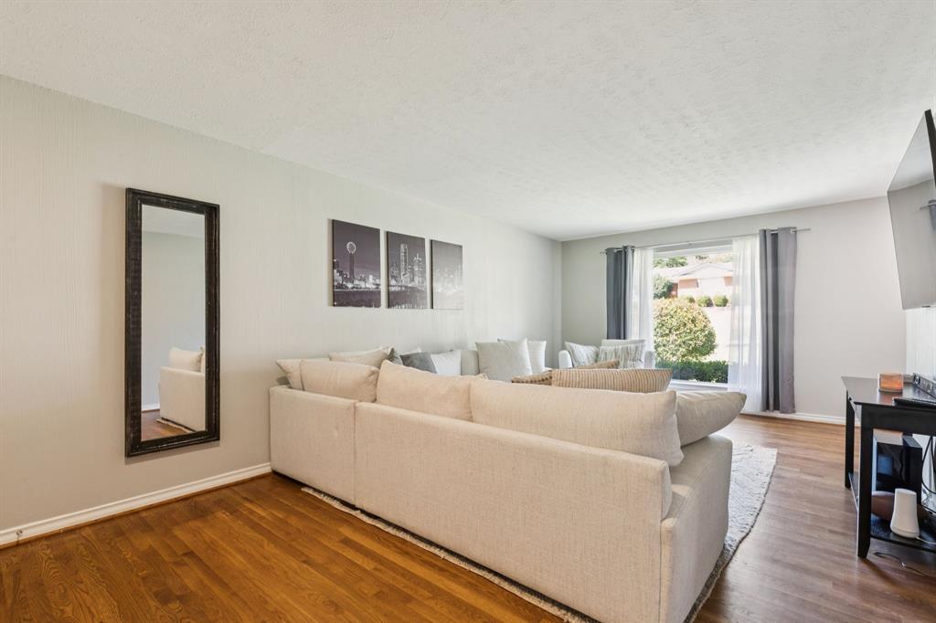 Claremont 04 Inst - Residential