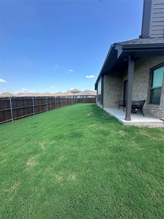 Hulen Trls Ph 1 - Residential Lease