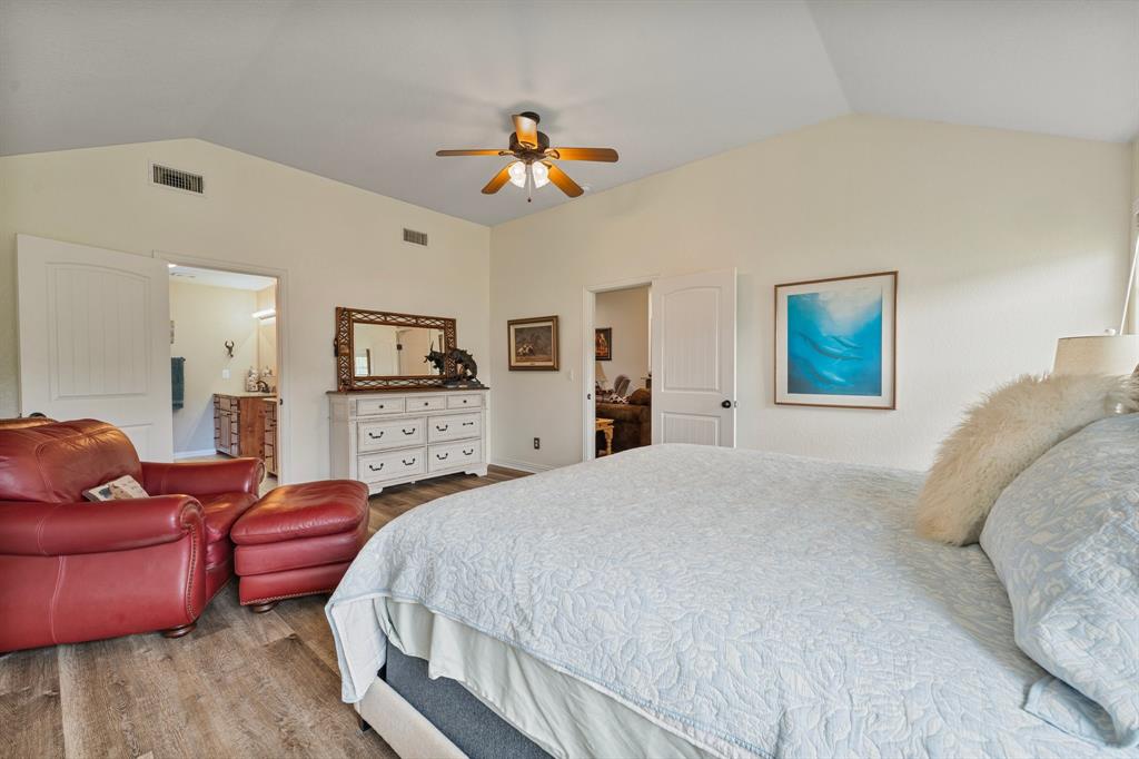 BAILEY JESSE; & HOUSE - Residential