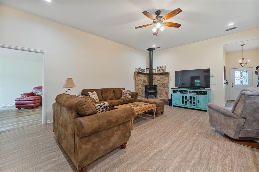 BAILEY JESSE; & HOUSE - Residential