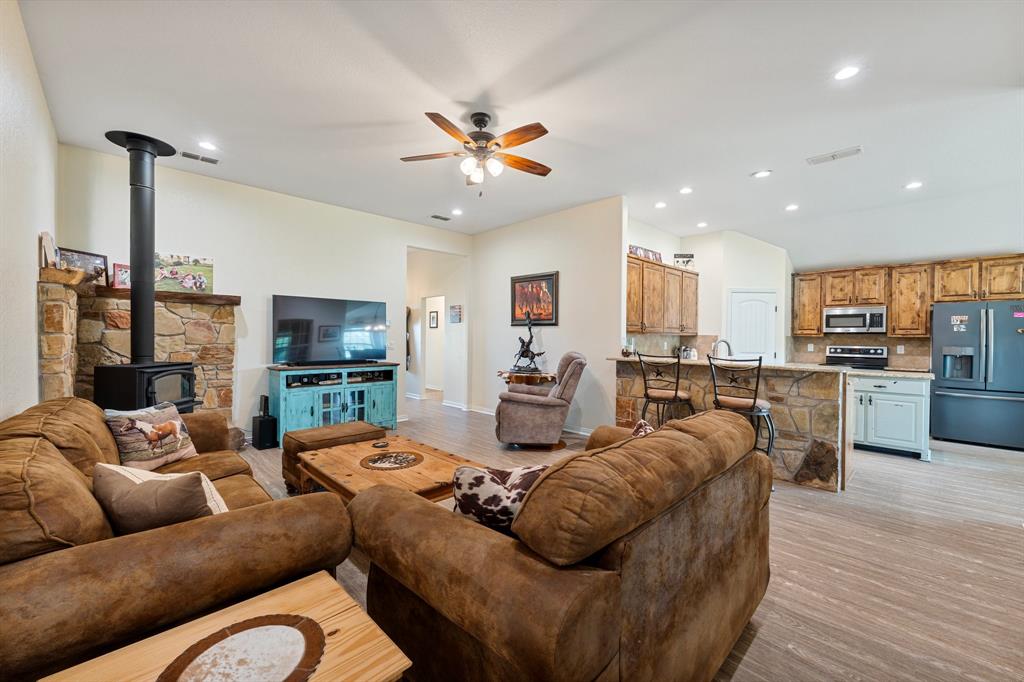 BAILEY JESSE; & HOUSE - Residential