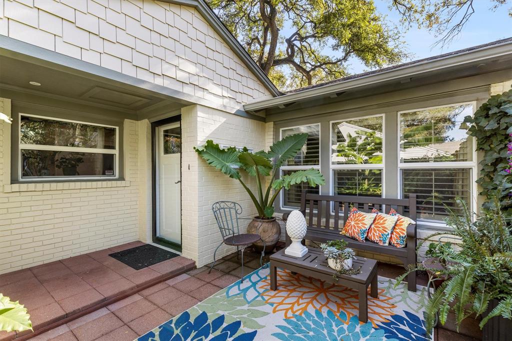 Carpenter Hollis - Residential