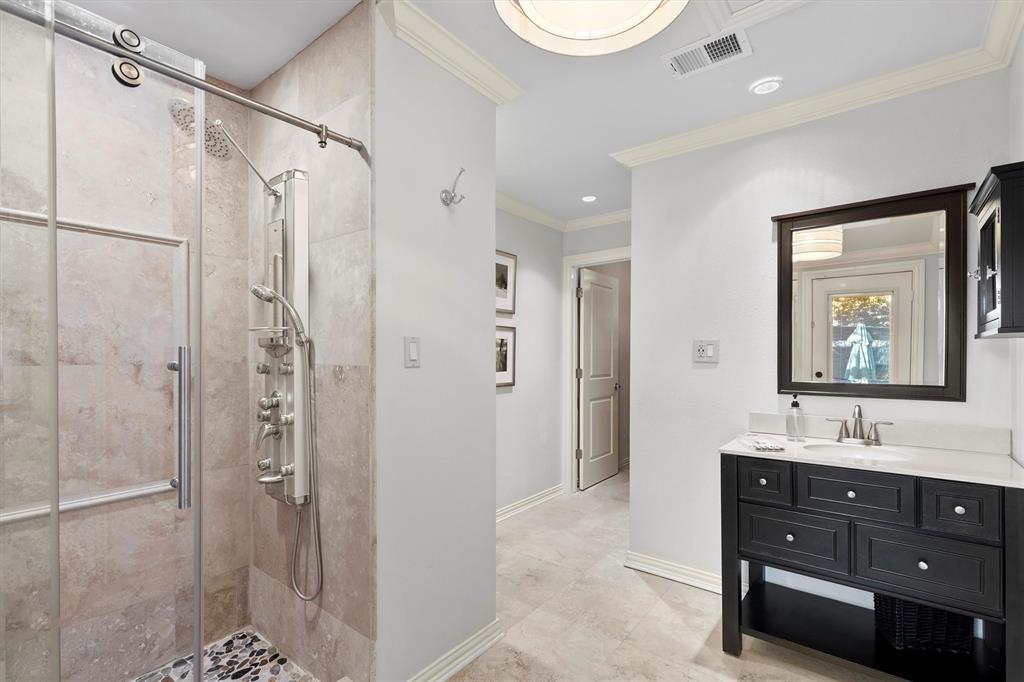 Carpenter Hollis - Residential
