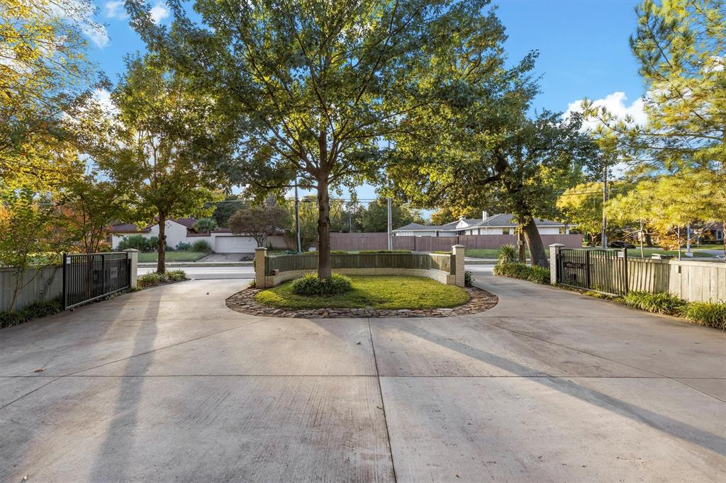 Carpenter Hollis - Residential