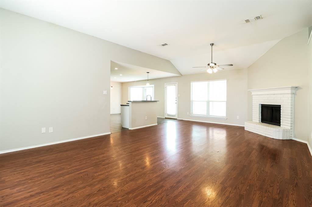 1118 Cedar Ridge Lane