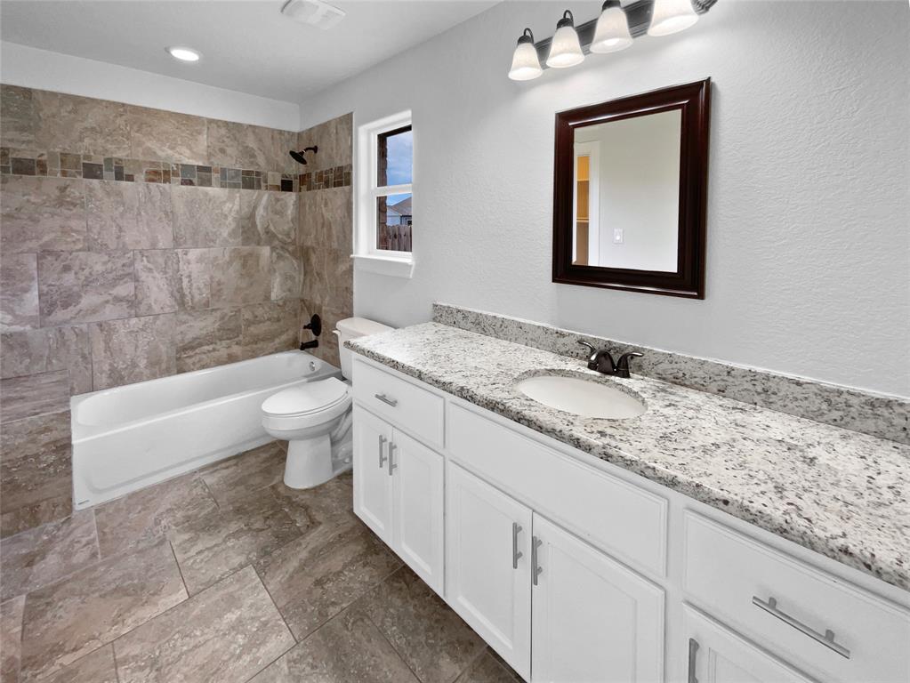 Virginia Estate - Residential