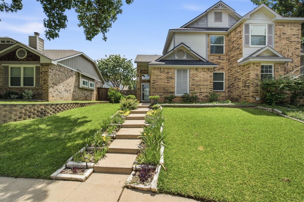 2702 Ansley Court