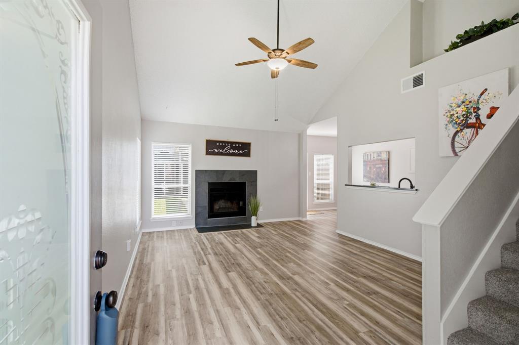 2702 Ansley Court