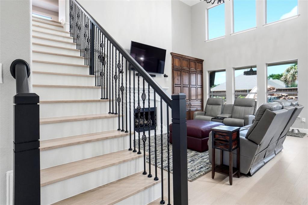 4137 Lampton Court