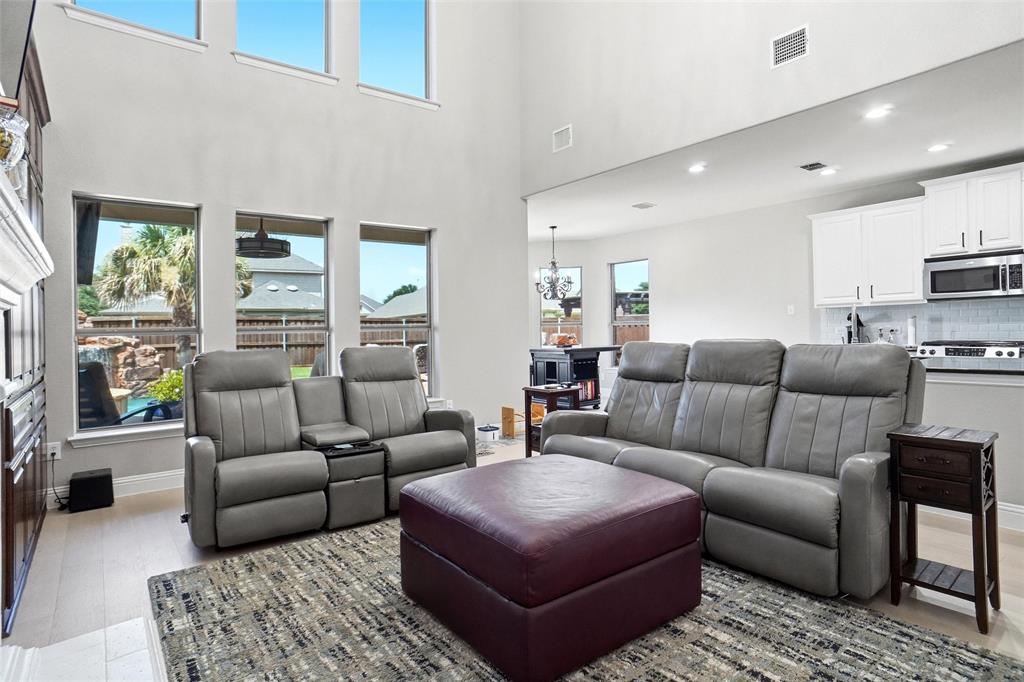 4137 Lampton Court