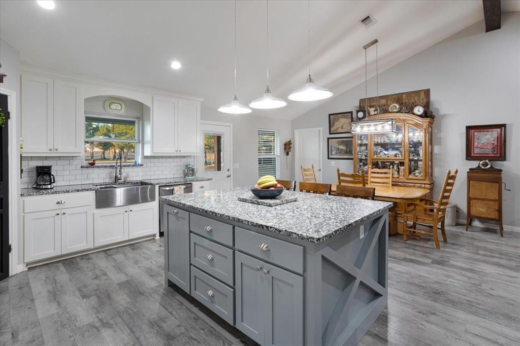 Club Lake Road Estates - Residential