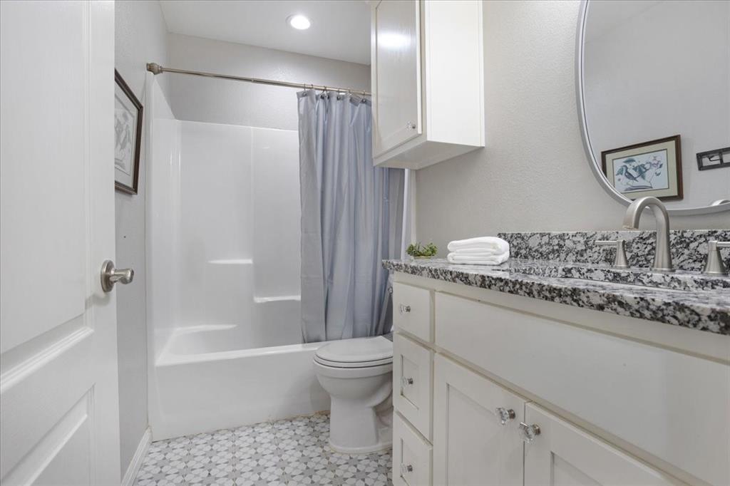 Club Lake Road Estates - Residential