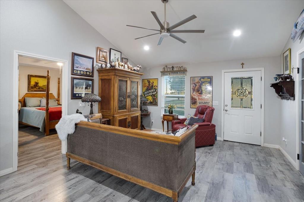 Club Lake Road Estates - Residential