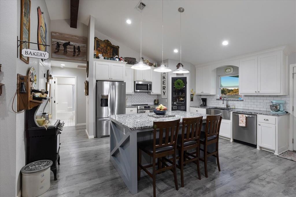 Club Lake Road Estates - Residential