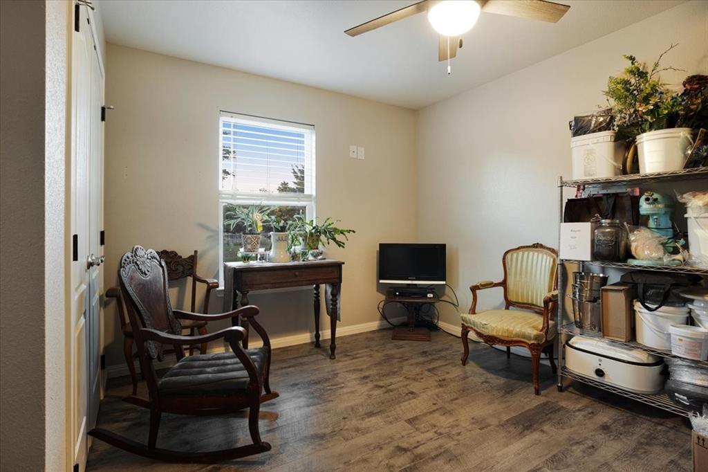 Club Lake Road Estates - Residential