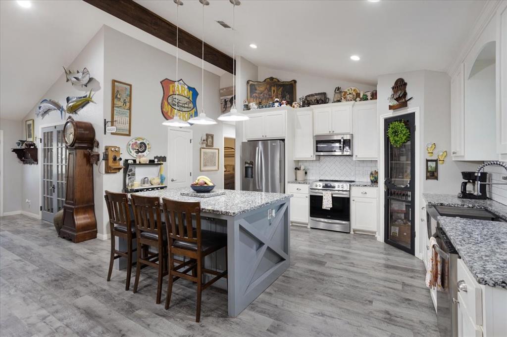 Club Lake Road Estates - Residential