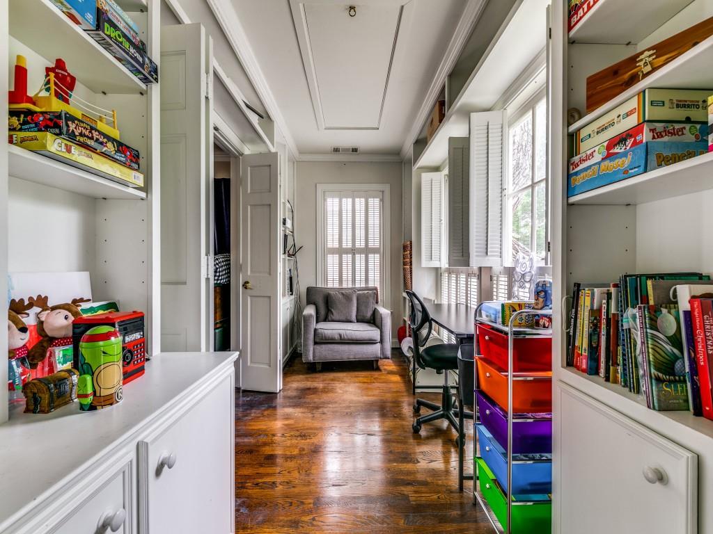 Highland Park High School - Residential