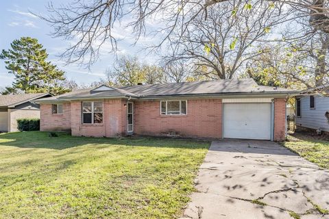 A home in Cleburne