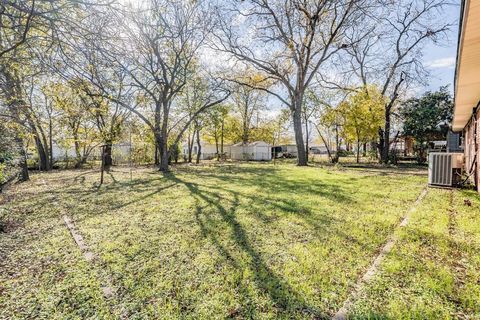 A home in Cleburne