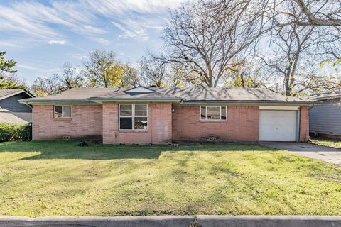 A home in Cleburne